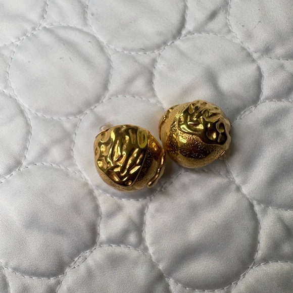 Gold Textured Earrings - Picture 4 of 6